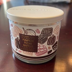Used Bath and Body Works 3 wick candle. Pumpkin Pecan Waffles.